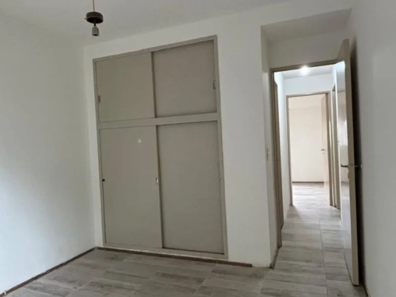 Santiago 1306, piso 4