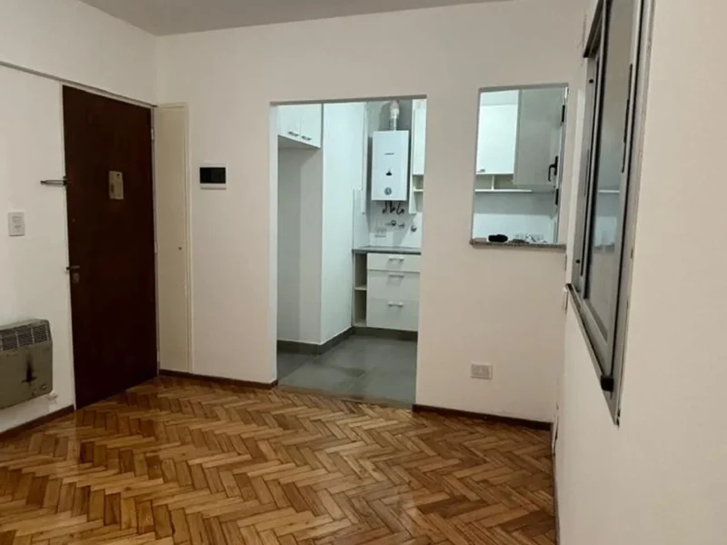 Bv. Oroño 100, Piso 02